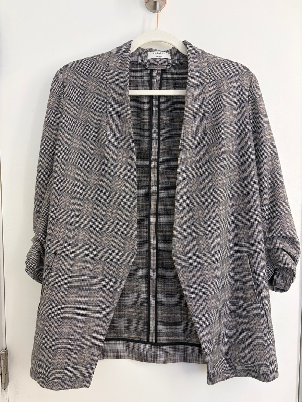 Babaton Plaid Open-Front Blazer in Gray
